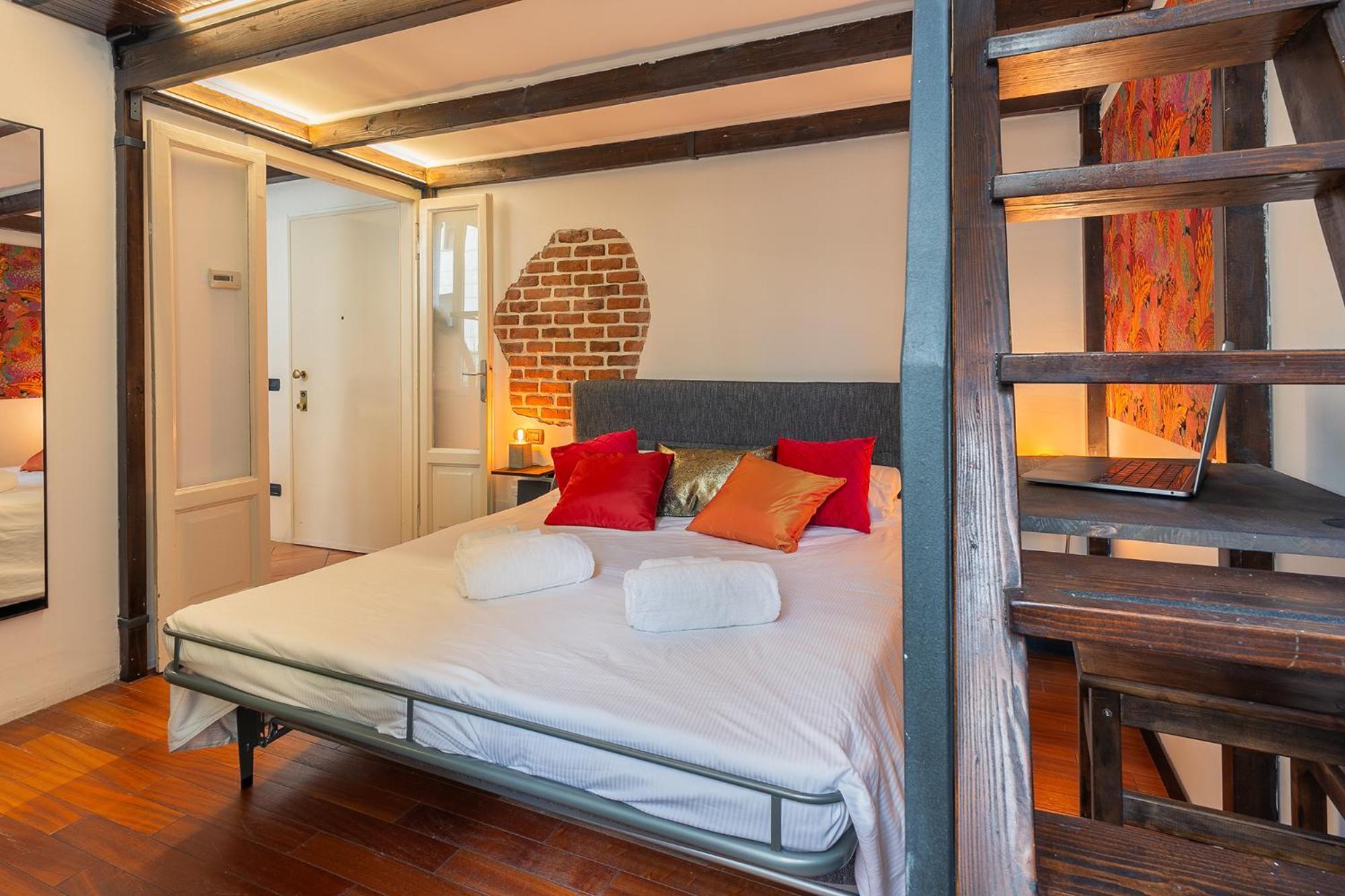Porta Nuova-brera Di Pregio Apartment